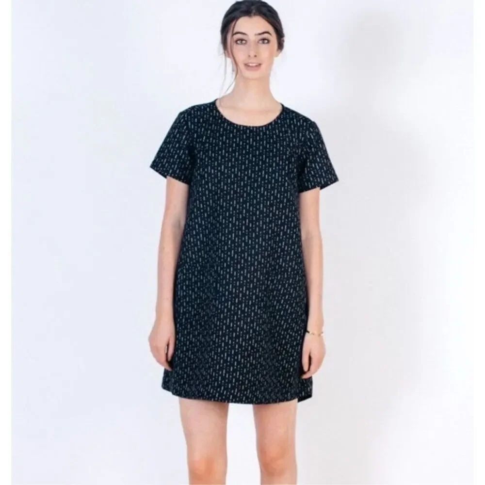 ✨Bridge & Burn Trapeze Black Lines Sz Small Dress✨